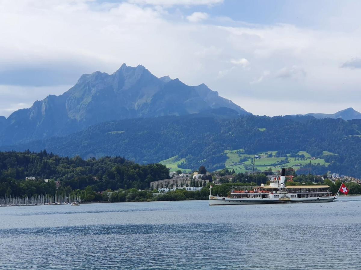 Apartment Priv. Bei Swiss *