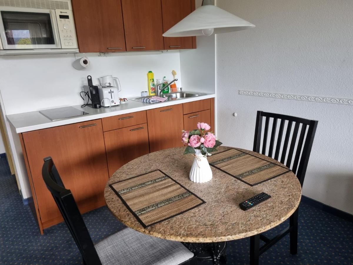 Apartment Priv. Bei Swiss *